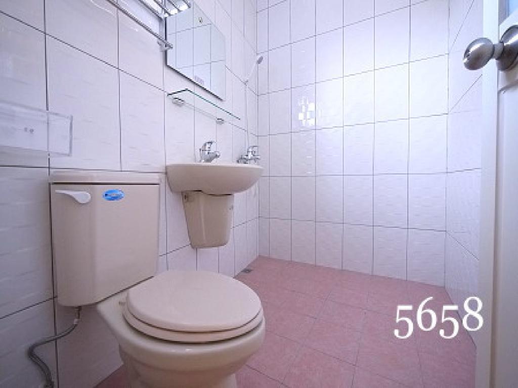 Hua Qiao De Jia Lägenhet Donggang Exteriör bild